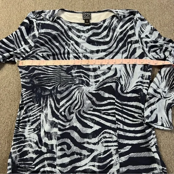 Clara Sun Woo Blue Zebra Casual Top - Picture 7 of 10